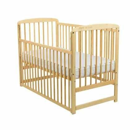 Patut bebe din lemn Baby Needs cu saltea si lenjerii de patut incluse