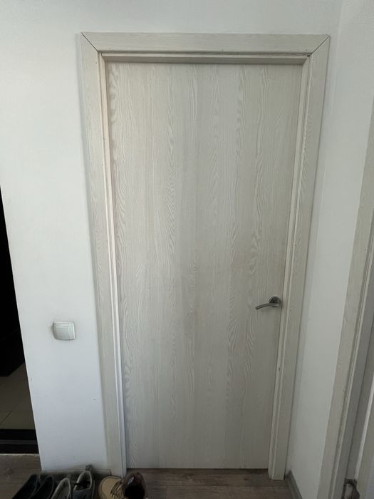 Продам межкомнатные двери