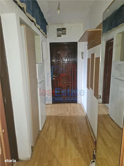 Mircea Cel Batran apartament cu 2 camere  liber