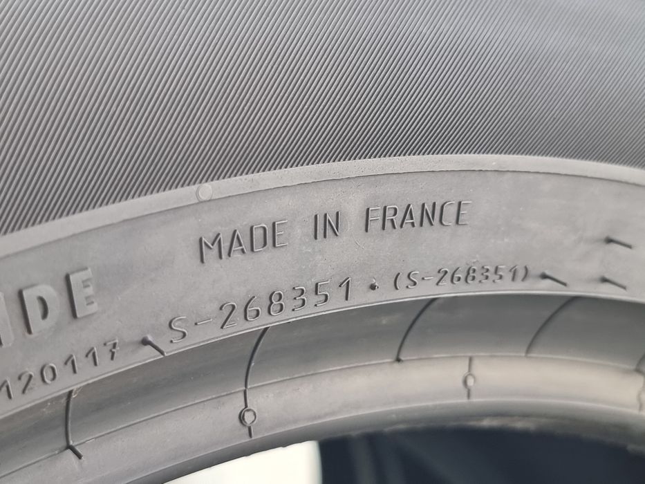 "Dot 25" 235/50/18 Uniroyal 4Броя: 800лв 9мм