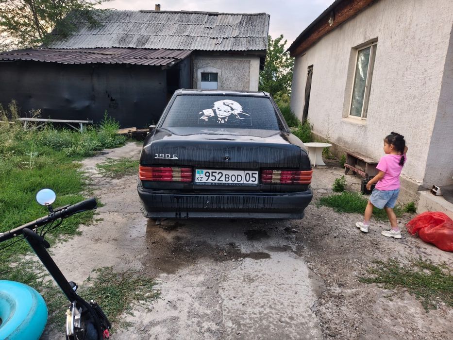 Продам мерседеса 190