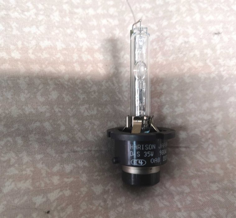 Оригинални Крушки Osram Koito Philips Harison D2s D2r D4s D4r