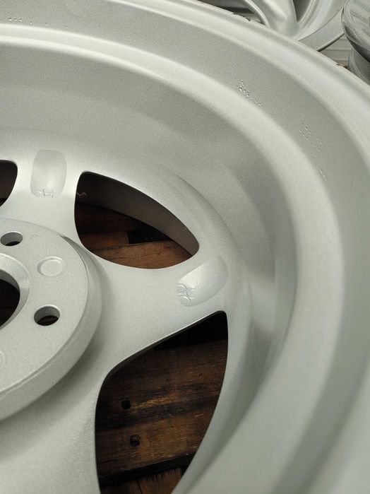Centra typ11 4x100 7x15 алуминиеви джанти vw golf polo passat bmw E21 E30