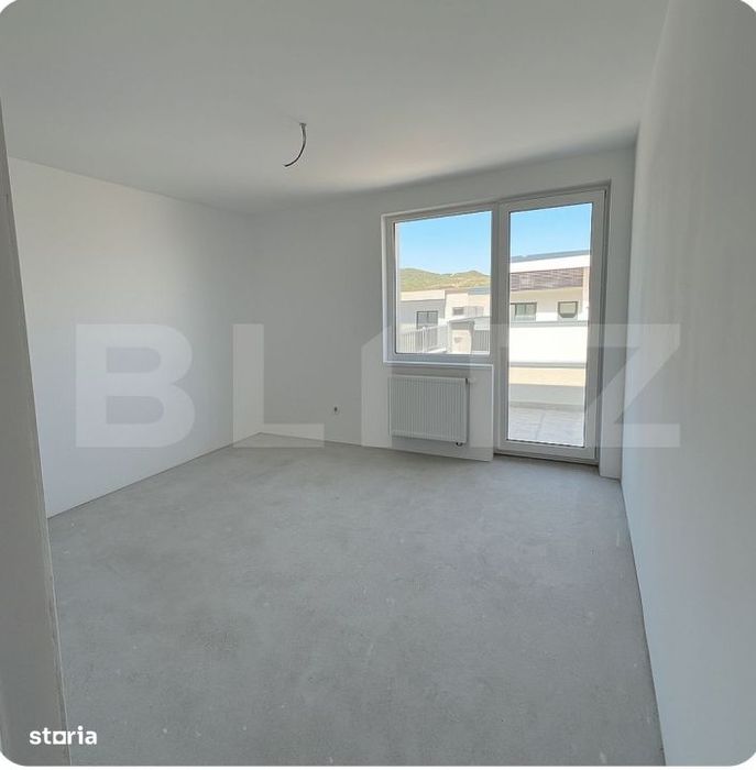 Apartament semidecomandat, bucatarie inchisa, terasa de 64 mp, zona ce