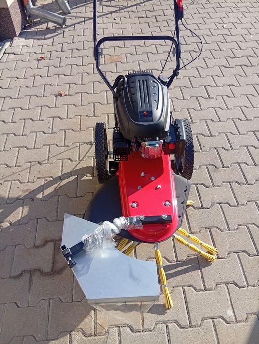 Masina de tuns iarba Cedrus