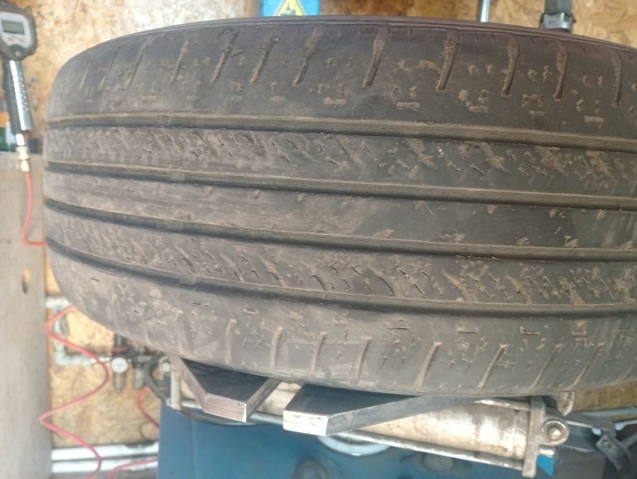 Продам резину 1 балон