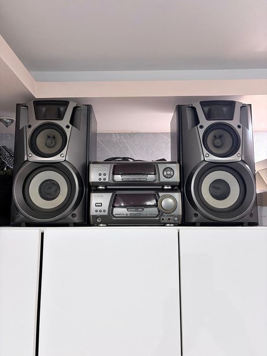 Продам муз центр техникс