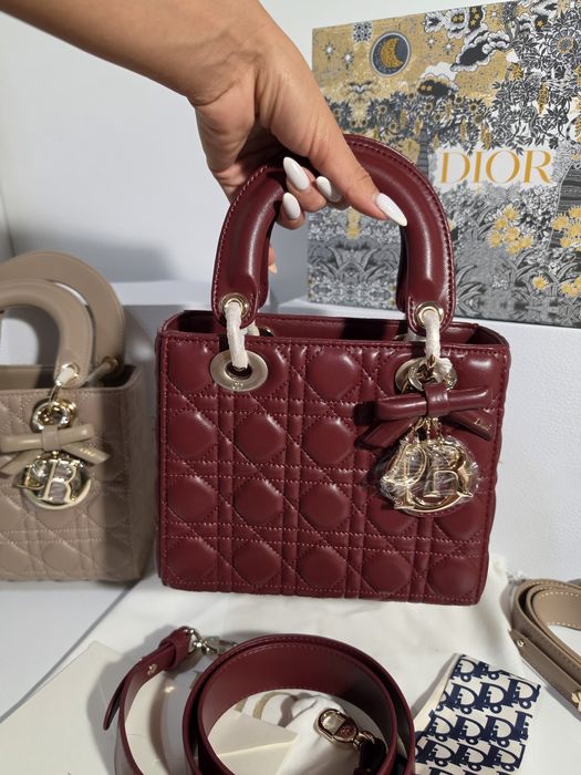 Налична чанта Lady Dior Burgundy