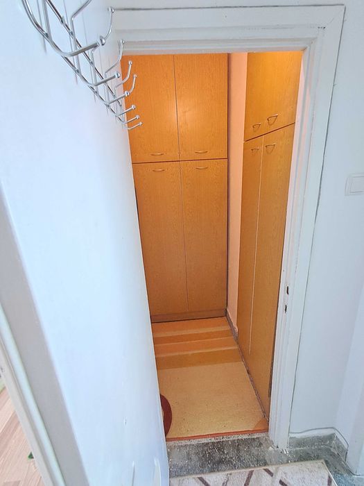 Продава се Двустаен апартамент в Плевен, Широк център - 60 кв.м за 1417 €/кв.м - Снимка #5