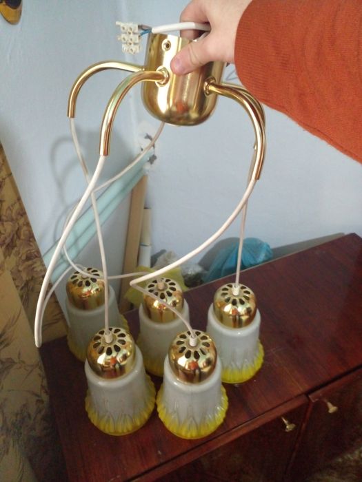 Потолочная люстра