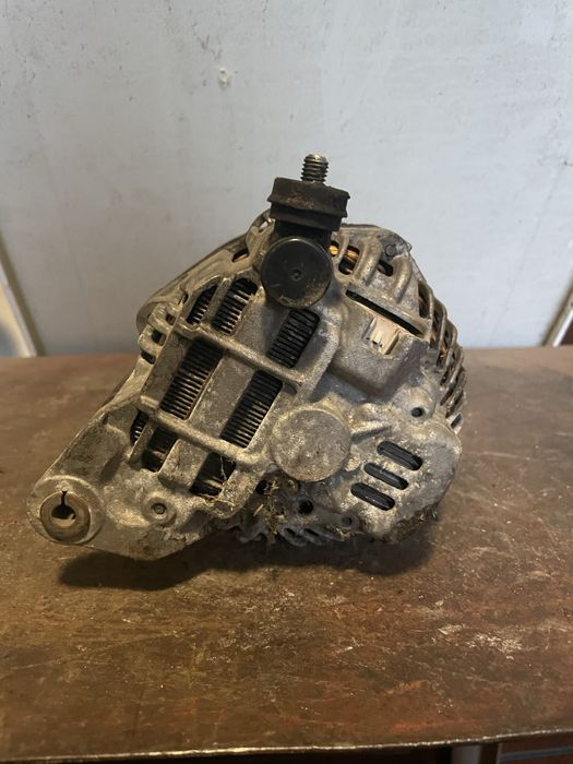 Динамо/алтернатор зa subaro outback/ субаро оутбак 2.0 d