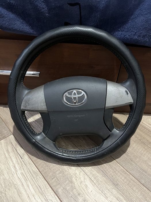 Продам руль Тойота Эстима
