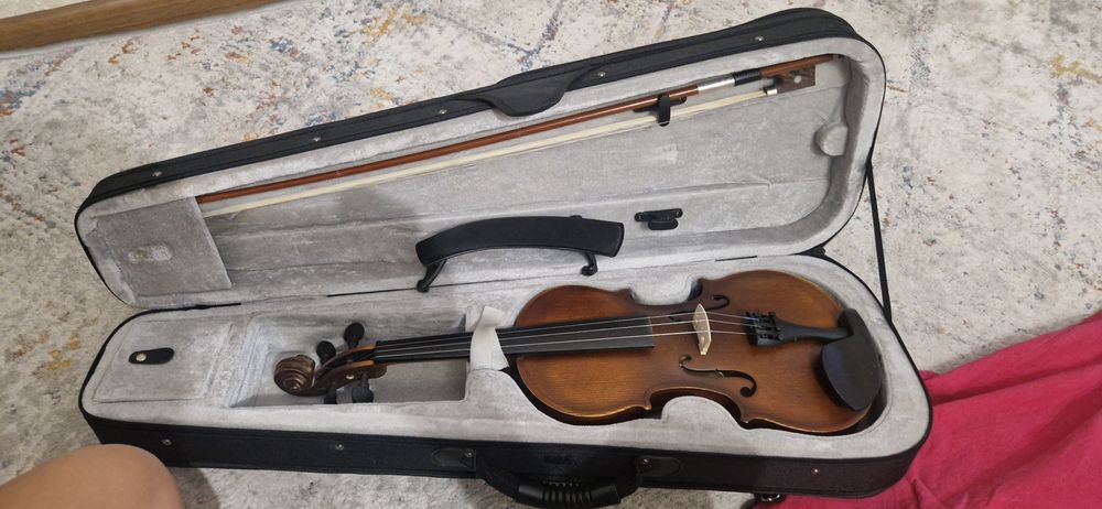 Продам скрипку 3×4