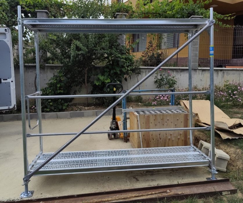 Продавам чисто ново висококачествено фасадно скеле!!!