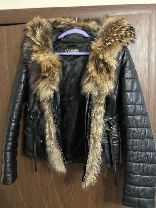 Яке от естествена кожа естествен косъм