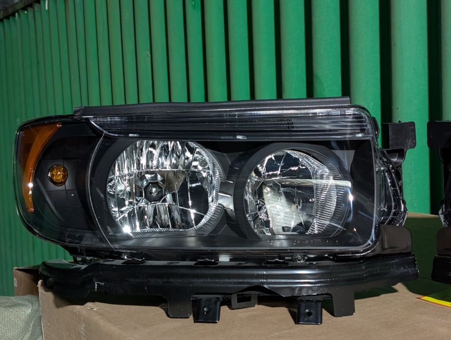 Фары Subaru Forester SG5 рестайлинг (05-08) black version