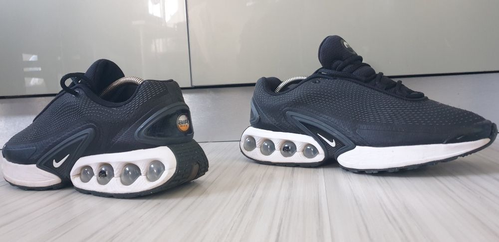 Nike Air Max Mens / 42 /26.5см UK 7.5 US 8.5 ОРИГИНАЛ! Мъжки Маратонки