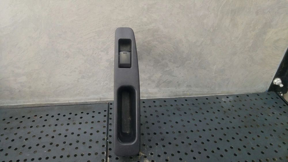 Buton geam electric stanga spate nissan qashqai j10 nj10 jj10e 82951jd000