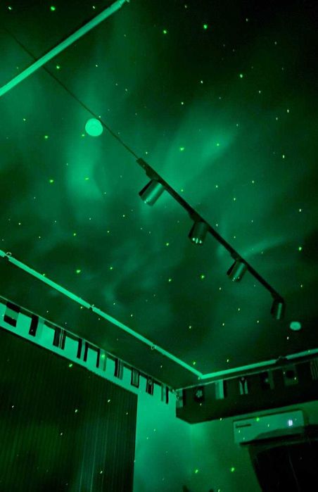 Лазерный проектор звездное небо, ночник космонавт, ночное небо