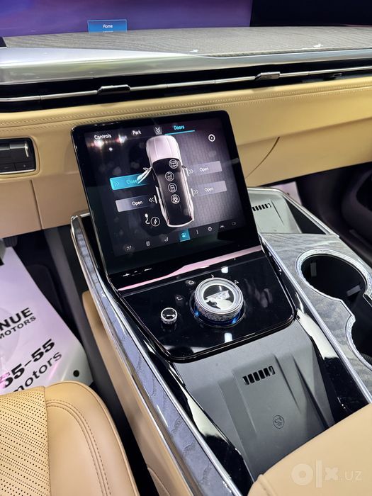 Продается Cadillac Escalade IQ V max