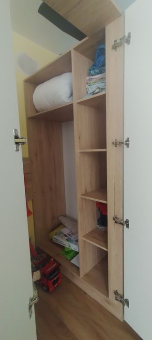 Детски гардероб тип къща