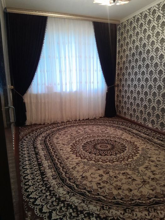 Uy sotiladi Bekobod shaharda