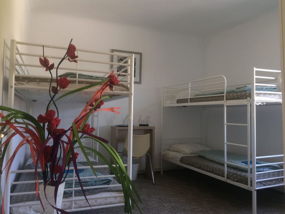 Vand apartament 147 mp (tot nivelul) la mansarda -  Eminescu nr.23 / Piață Romana