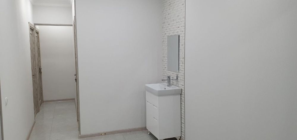 СРОЧНО ПРOДАЁТСЯ 3 хонали квартира