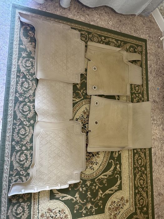 Продам от LEXUS LX570