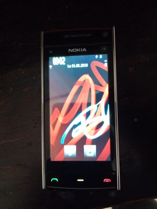 Vând telefoane de colecție Nokia X6 și 5800 xprs miuzic