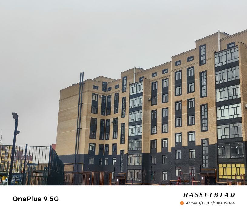 Телефон OnePlus 1+