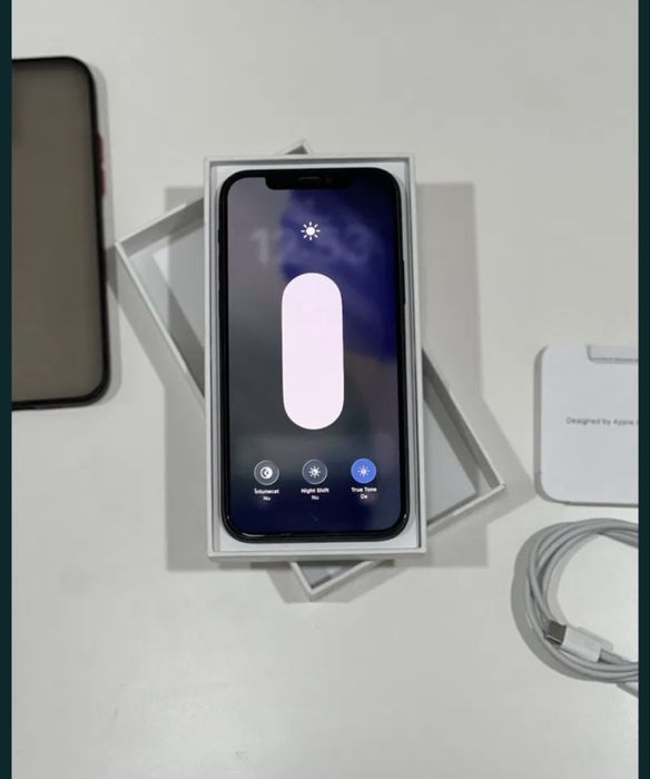 Iphone 12 ,aspect 10/10