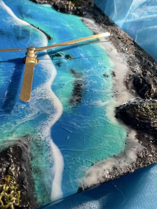 Ceas De Perete Handmade Din Rășină – decorativ & funcțional