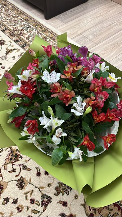 Продам букеты свежые