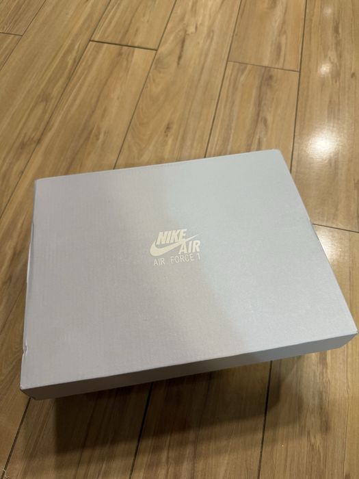 Nike Air Force 1 holografici marime 36,5