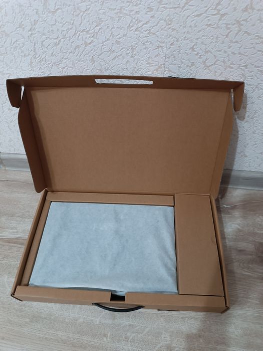 Компактен лаптоп Asus X415EA - 14 инча