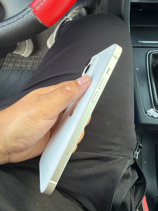 Vând iPhone 14 plus