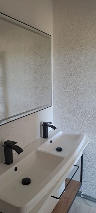 Casă modernă de vânzare în Leș - la 15 min de Oradea, 3 camere