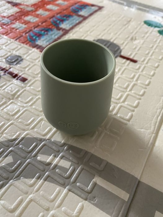 Ezpz чашка и прибори за хранене