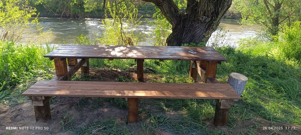 Дървена маса/масив/