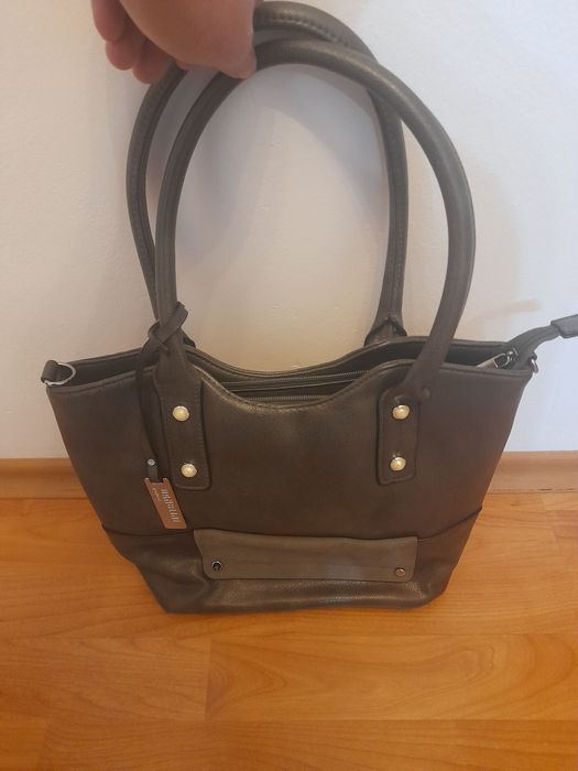 Дамски чанти нови