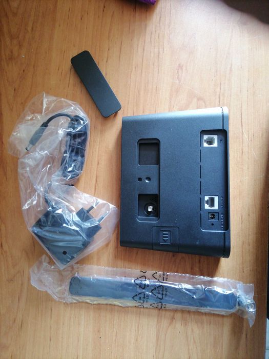 4G Рутер Huawei B311-221 A1 Нов!