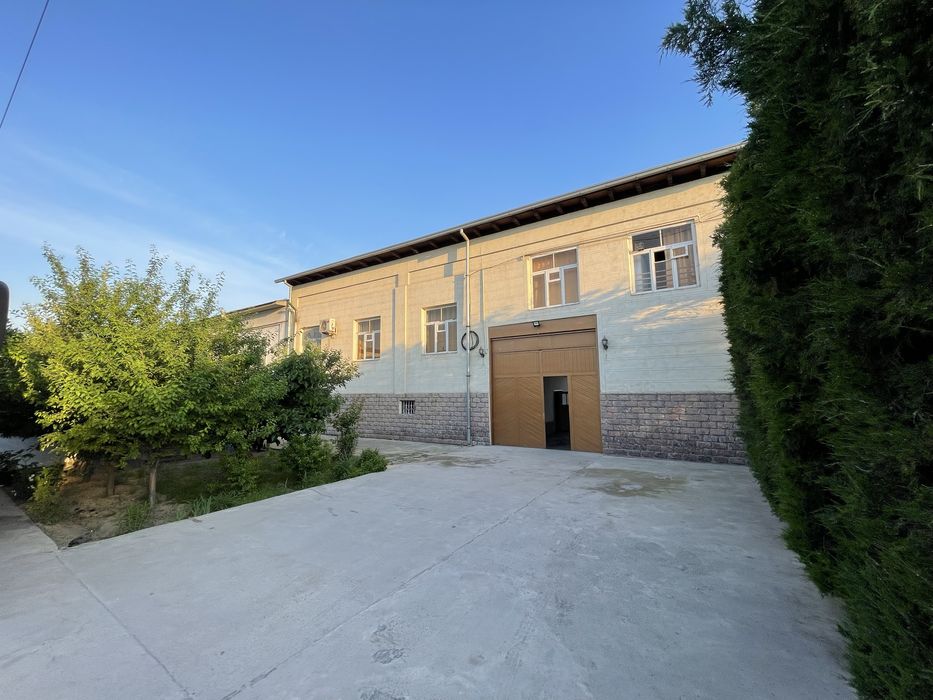 Hovli uchastka sotiladi 7sotx