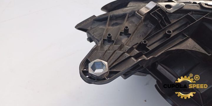 Far stanga Led Multibeam (de Europa) a2139066504 Mercedes-Benz E-Clas