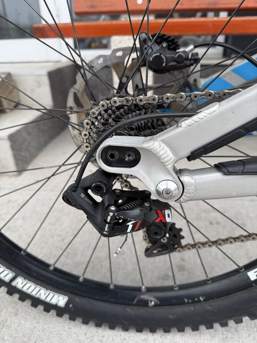 Планински велосипед Мекица Canyon Torque DHX размер: 26/42см