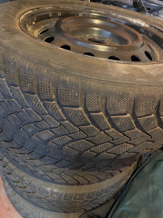 215/60/16 зимний шина с дискам