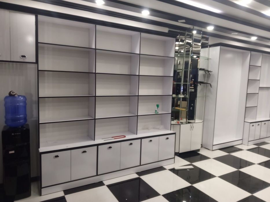 Savdo dukonlari uchun mebel