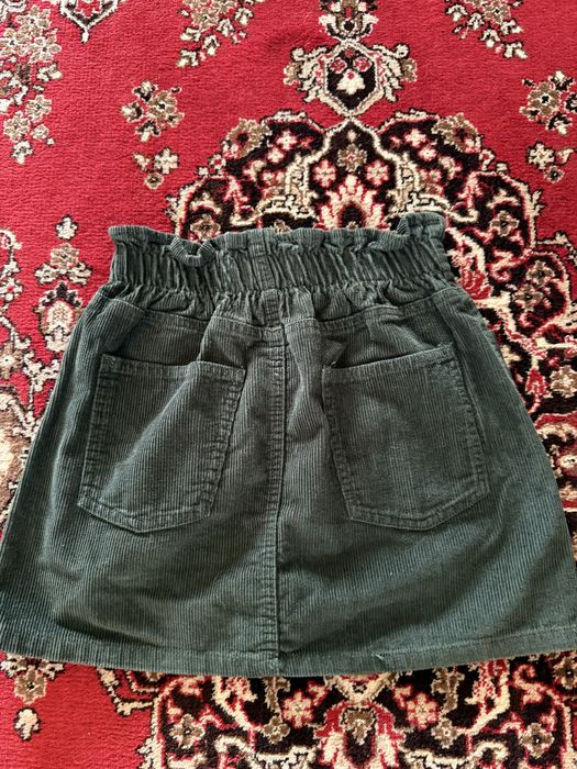 Продам очень хорошую вельветовую юбочку для девочки фирмы zara