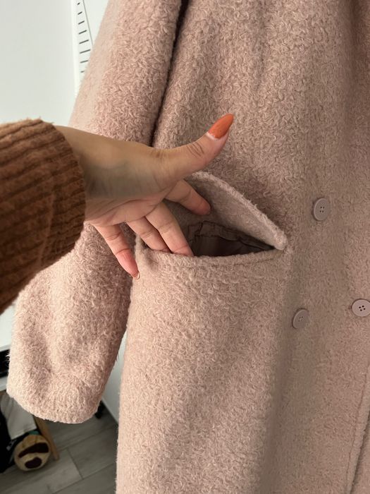 Палтенце в млечно розово