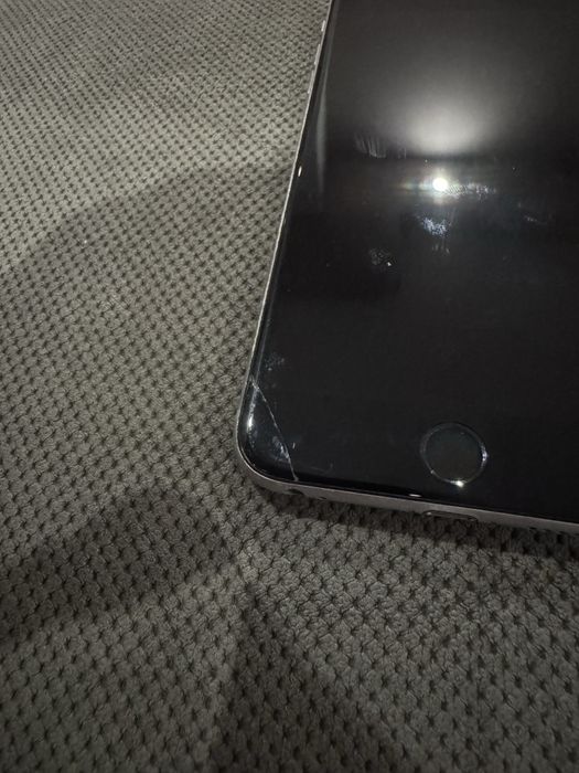 Iphone 6+ Заключен